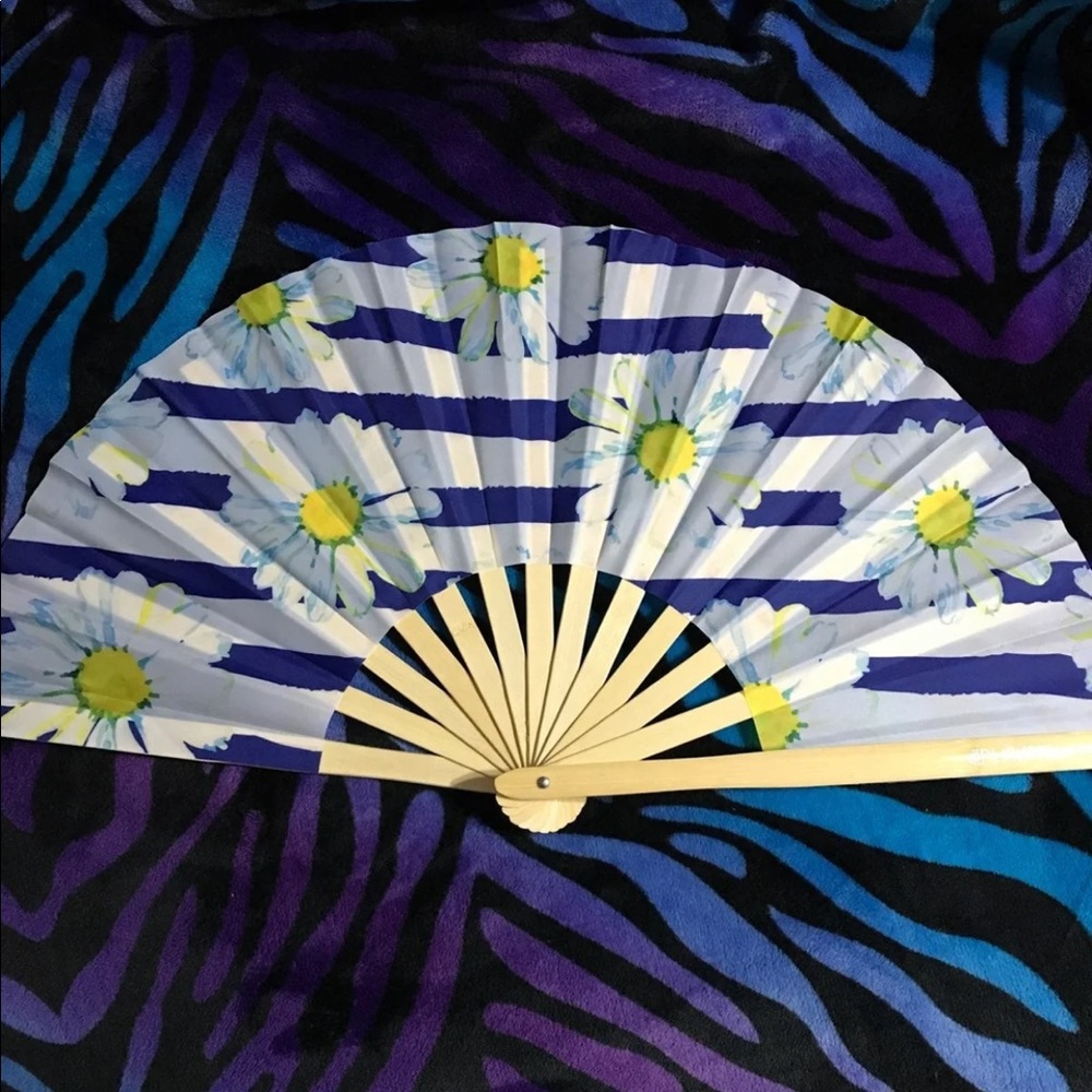 Daisy Duke Hand Fan